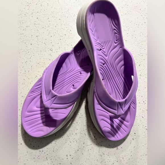 Skechers, foams, Purple Slide Sandals, size 10 - Picture 3 of 4